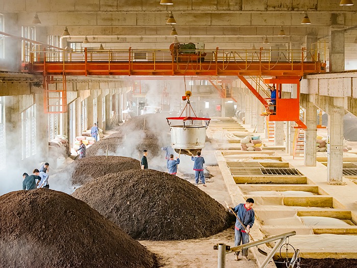 湘窖酒城 - 酱酒车间内景